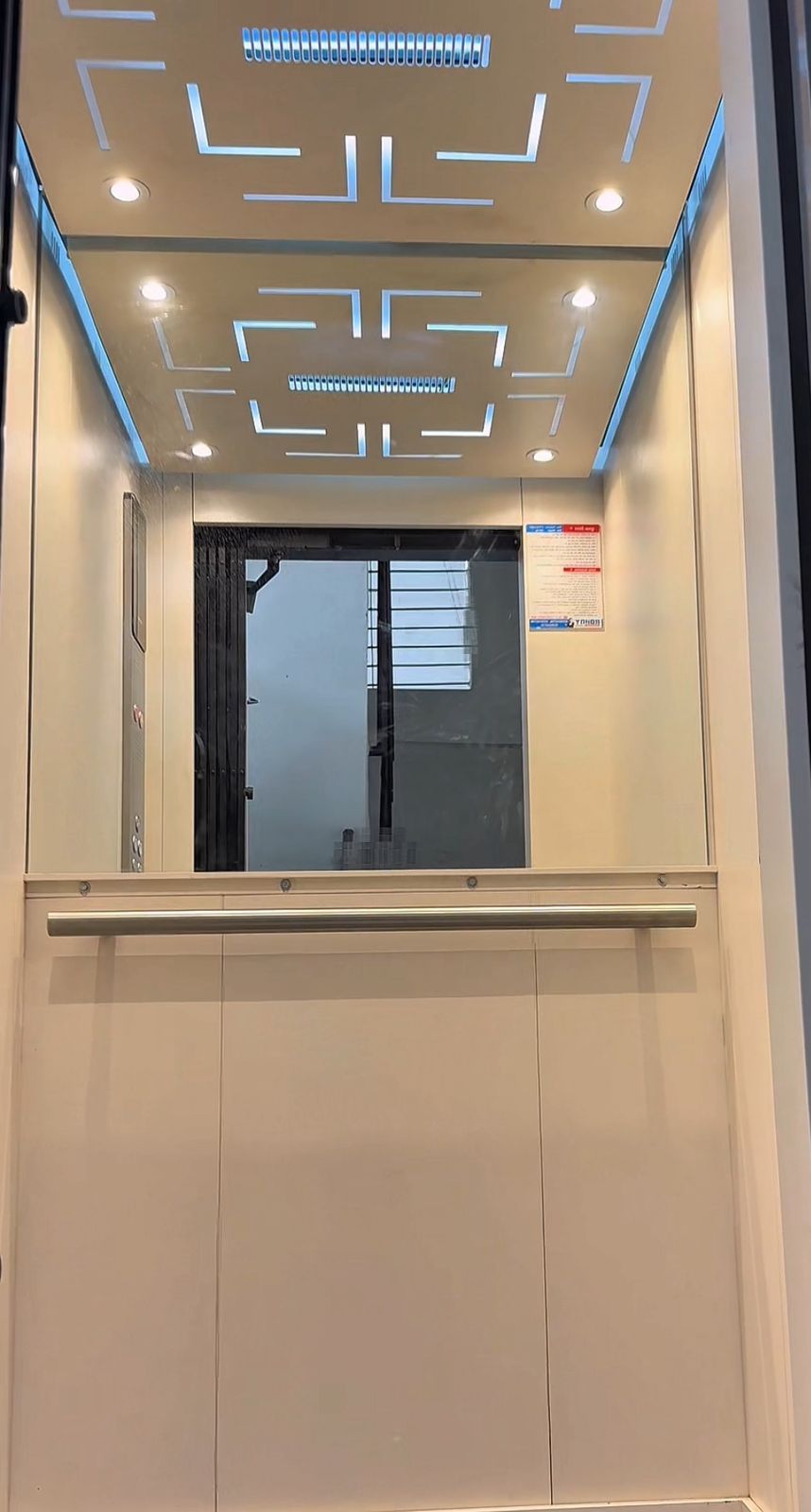 Lift Photos